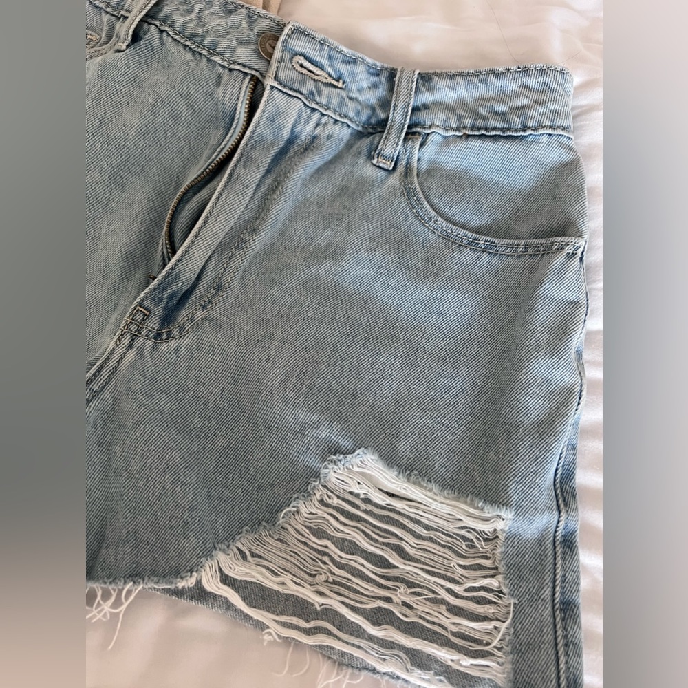 Hollister Vinatge Distressed Shorts
